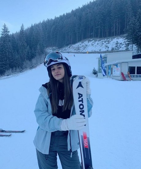 lotem passal erwachsene exklusive galerie