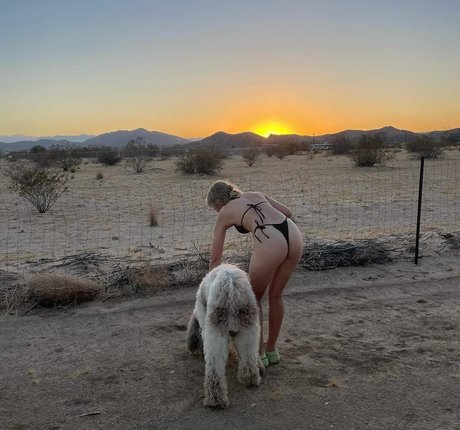 Ellie Gall hd xxx bild