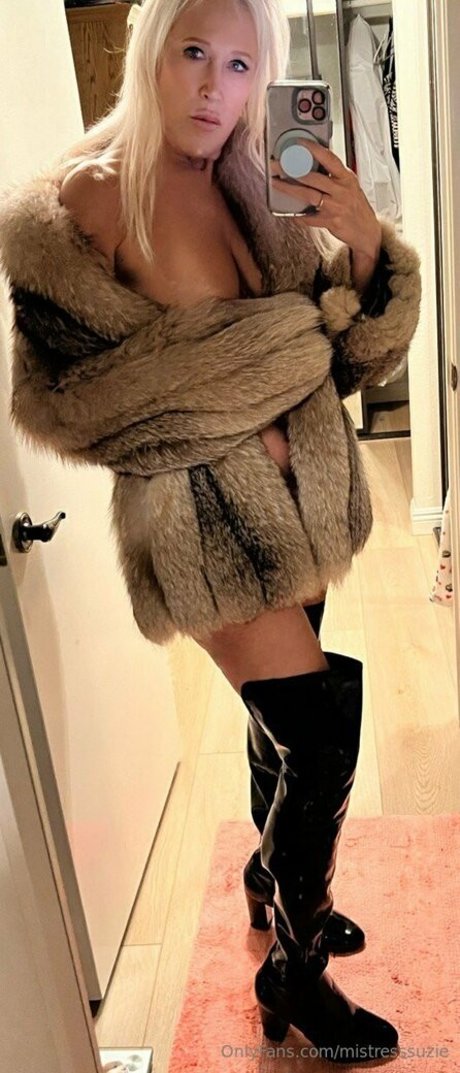 mistresssuzie top sexy bild