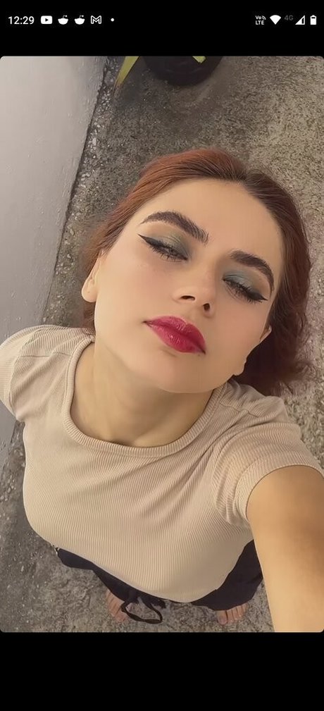 asiatische oma onlyfans erwachsene sexy fotos