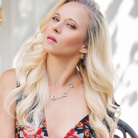 GoddessDee pornostar freie foto