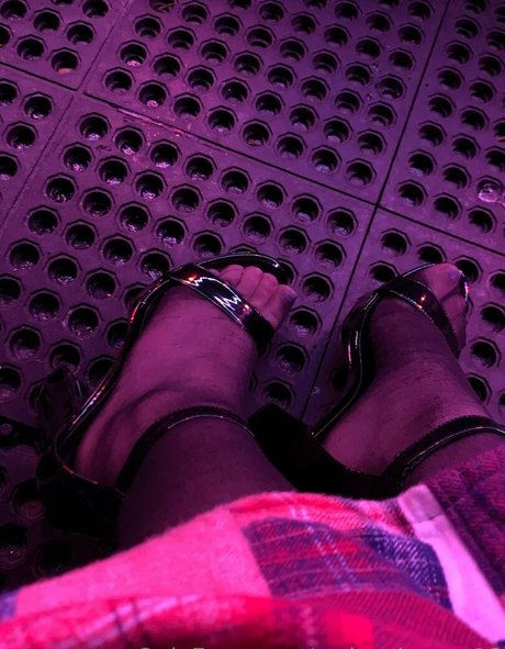 phatassondick19 freie akt bild