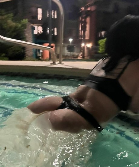 srenluv pornostar nacktheit bild