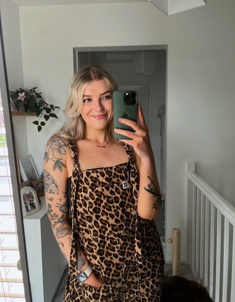 Emmalition erwachsene akt fotos