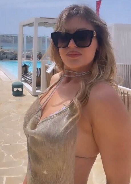 Ella Anastasiou Bilder