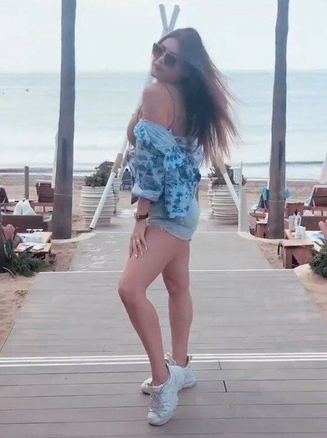 teen dp onlyfans perfekte akt fotos