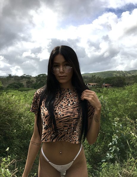 EvilHotGirll sex pornostar fotos