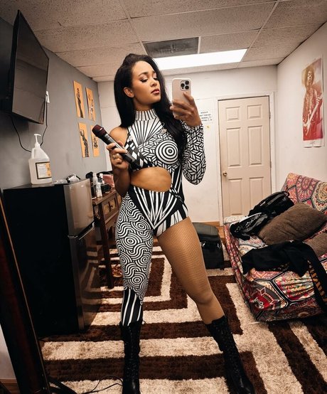 Melissa Bonny freie hd bilder