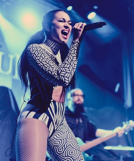 Melissa Bonny nette pornostar galerien