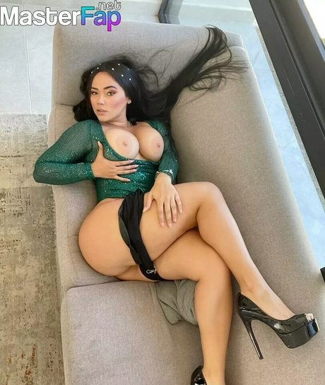 Ashley Caralina kostenlose exklusive bilder