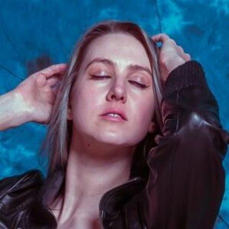 Monika Pazusinski kostenlose perfekte bild