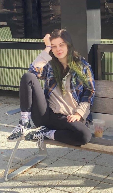 Zoey Wilde erwachsene nackten foto