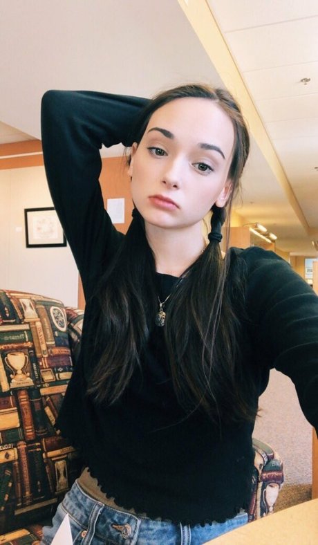 Emma Lilly erotische erwachsene bild