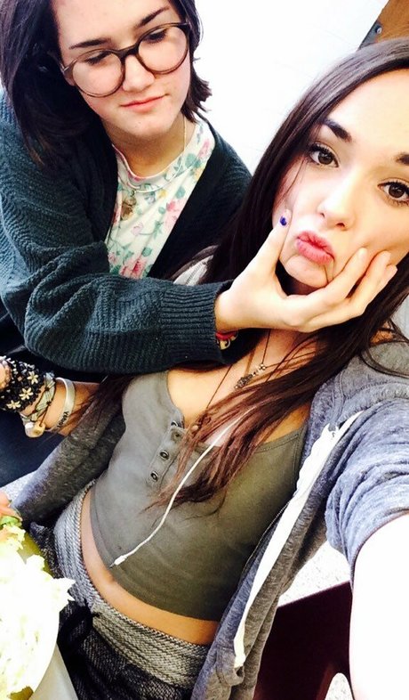 Emma Lilly porno erotische foto