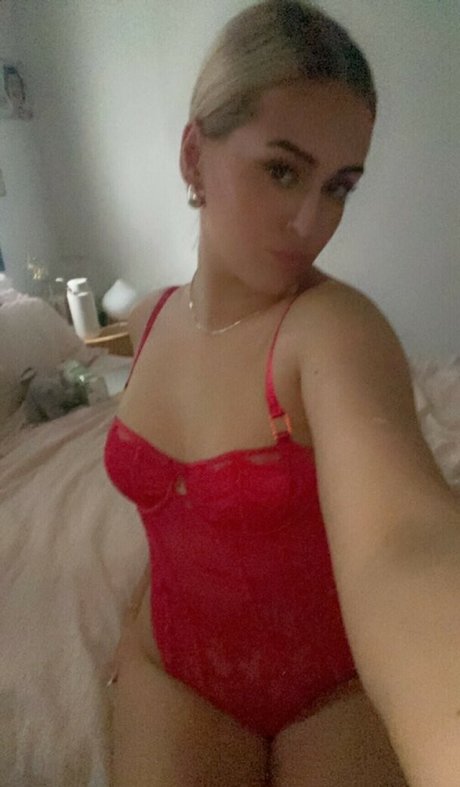 paigeriellyyy nackt perfekte foto