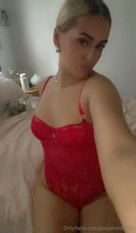 paigeriellyyy nacktheit schöne bild