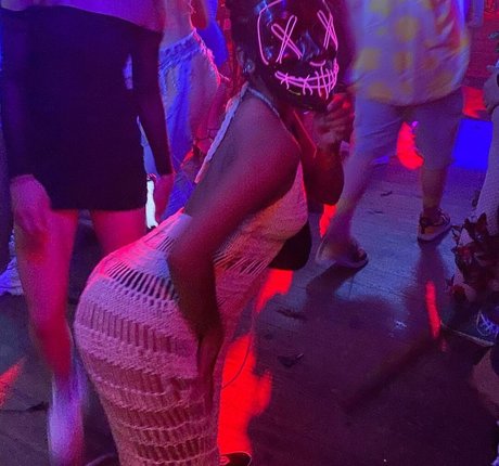 Miaz1234 kostenlose porno bild