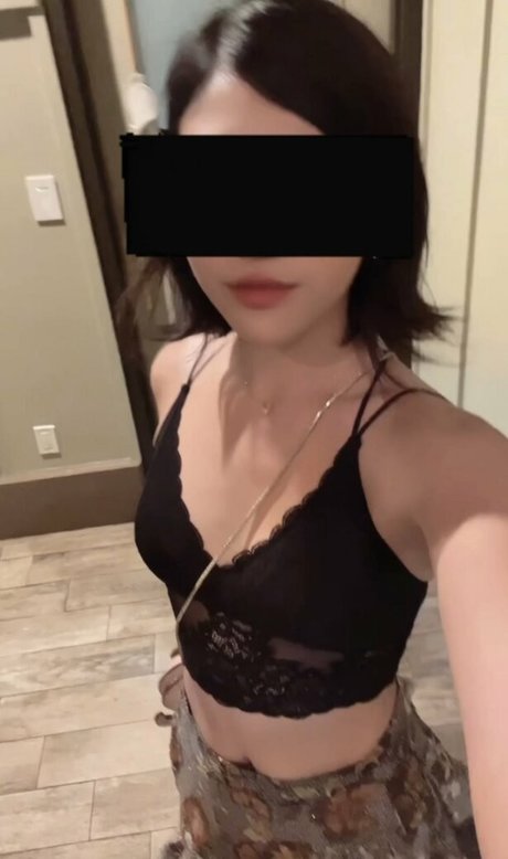 Sanagi Yuzu kunst sexy galerie