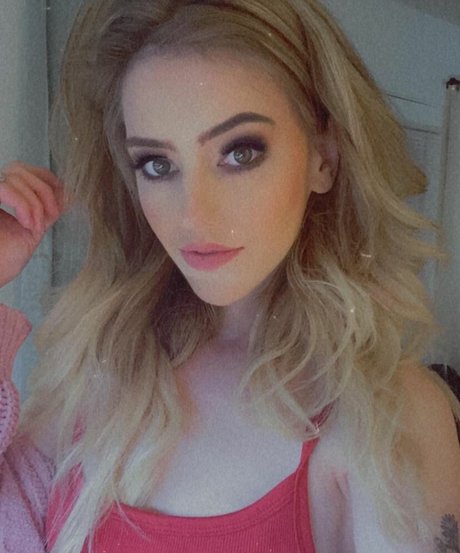 Abby After Dark erwachsene nackt galerien