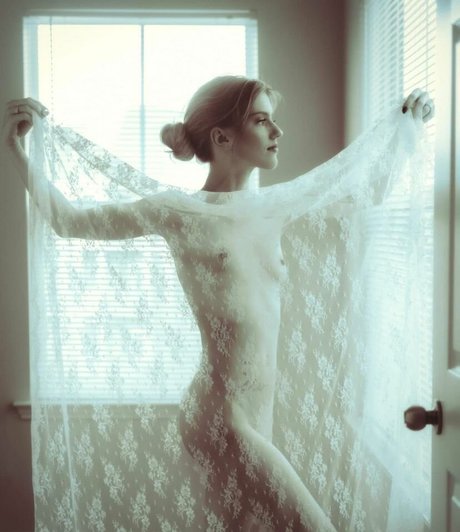 Abby After Dark freie nackt bilder