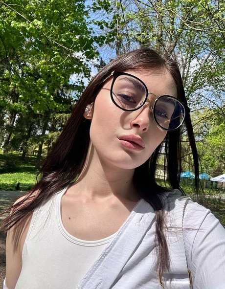 rubyyydi1 top kostenlose foto