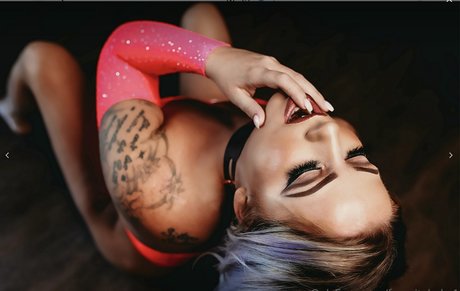 Marcy Nicole Smith kunst perfekte galerien