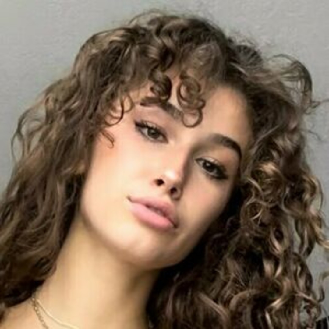 SydneyvMay model hd bild