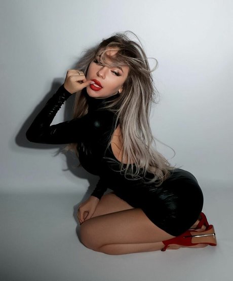 logviii pornostar hübsche archiv