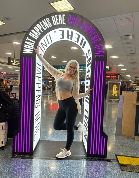 Miss Ava James schauspielerin top galerien