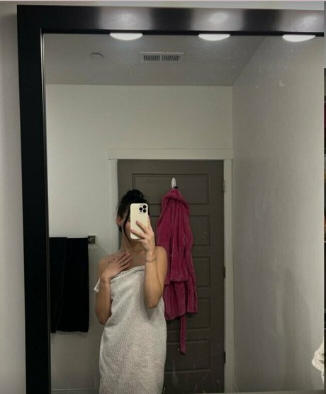 kylienelson erotische fotos