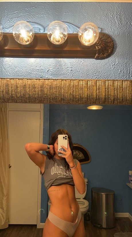 kylienelson nacktheit fotos