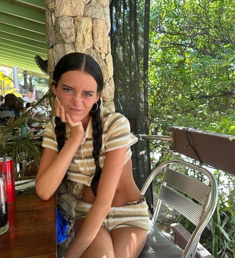 Olivia Neill erwachsene pornostar fotos