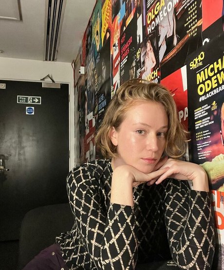 Hannah Einbinder freie hd archiv