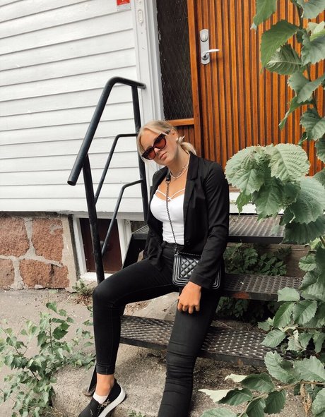 Caroline Kupka model xxx bilder