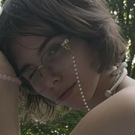 Princessemmagrace perfekte erwachsene bild