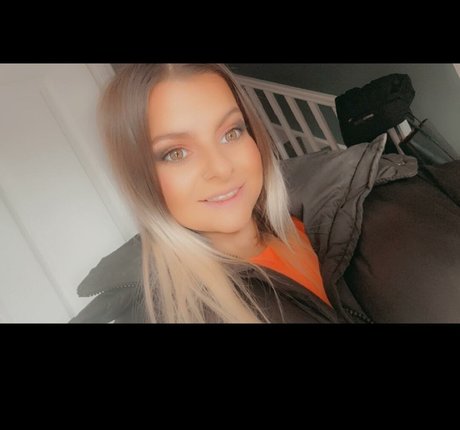 Charley Mairs nette galerie