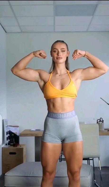 Guusje Van Geel perfekte erwachsene galerie