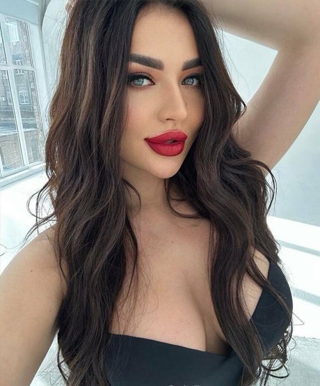 mila moon porno beste fotos