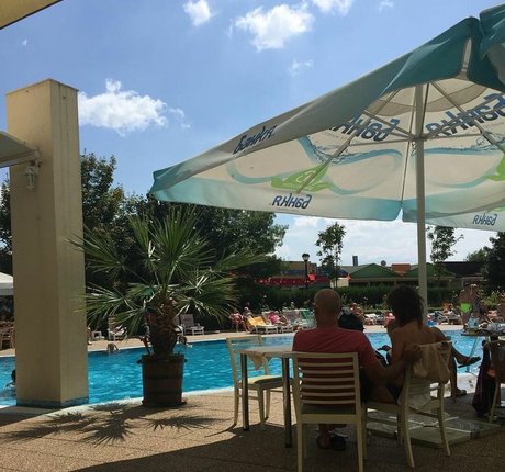 Amy Heslop schöne galerie