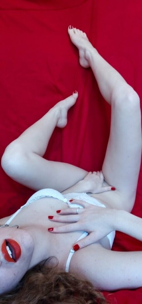 laviniatiburski xxx nacktheit foto