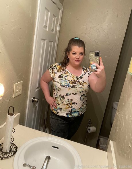 queen of spades kostenlose akt fotos