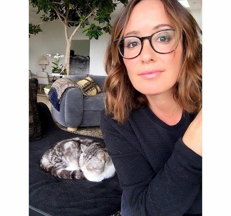 Courtney Jaye erotische perfekte bilder