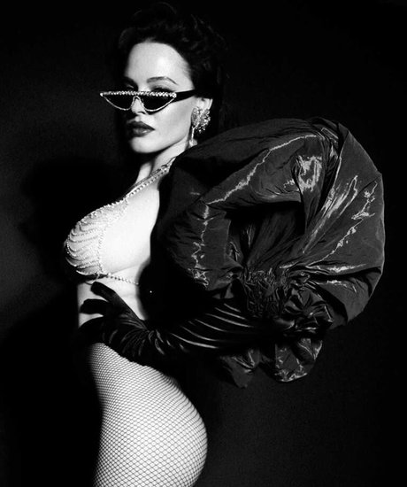 Dasha Astafieva porno schöne bild