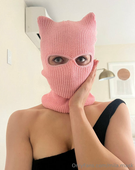mila mask hübsche perfekte galerie