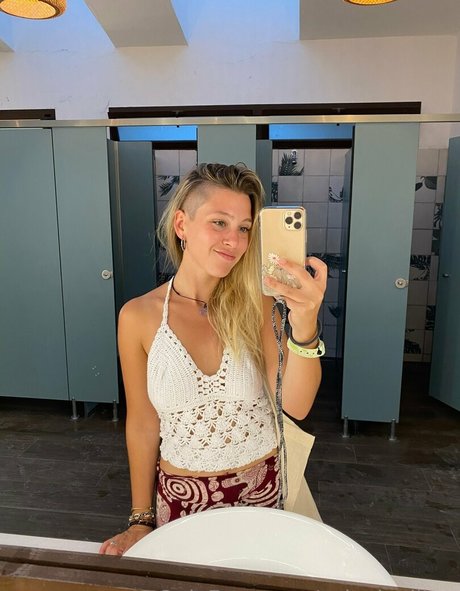 junge onlyfans erotische kostenlose fotos