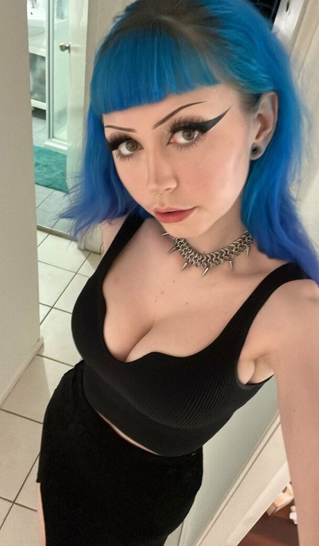 sp00kybimbo hd erotische bild