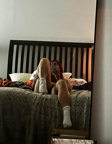 PoofBallDemon model pornografische foto