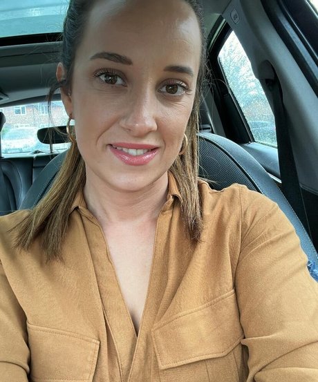 Scarlet Storm top erotische galerie