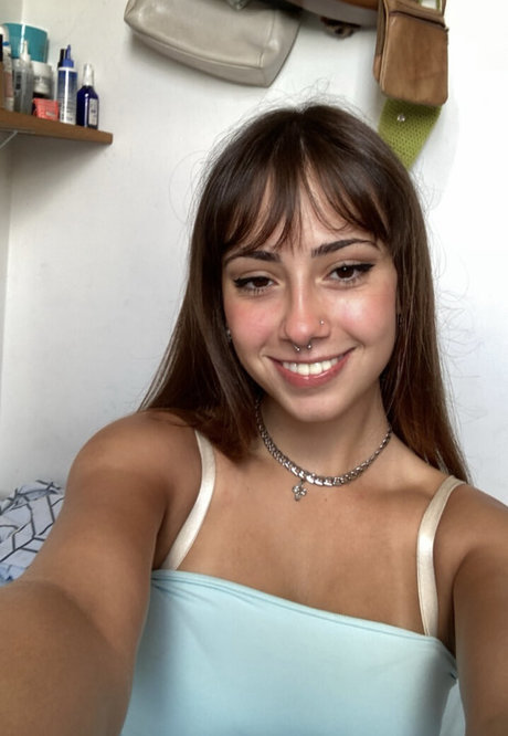 reinwra schauspielerin sexy fotos