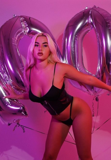 milf brille onlyfans heiße exklusive foto